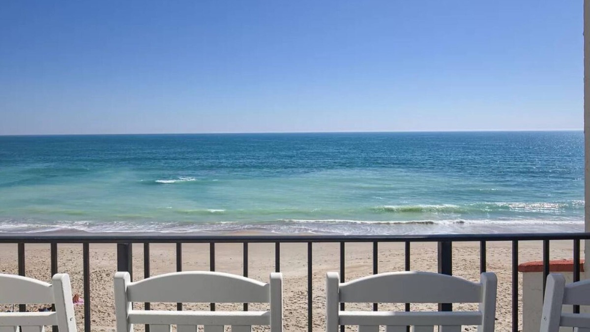 North Topsail Beach Condo | "Schooner Place" 2 bed/2.5 bath condo/Villa Capriani in N Topsail