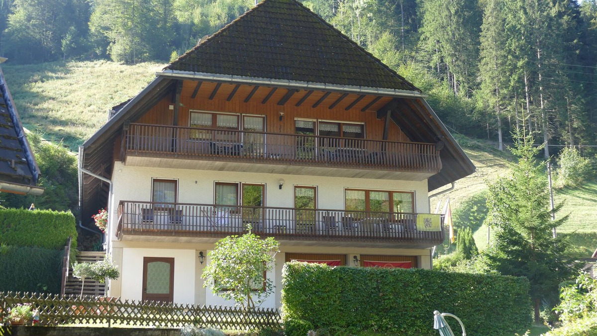 Sankt Maergen Apartment | Schwarzwald Ferienwohnung im Ruhigem Tal
