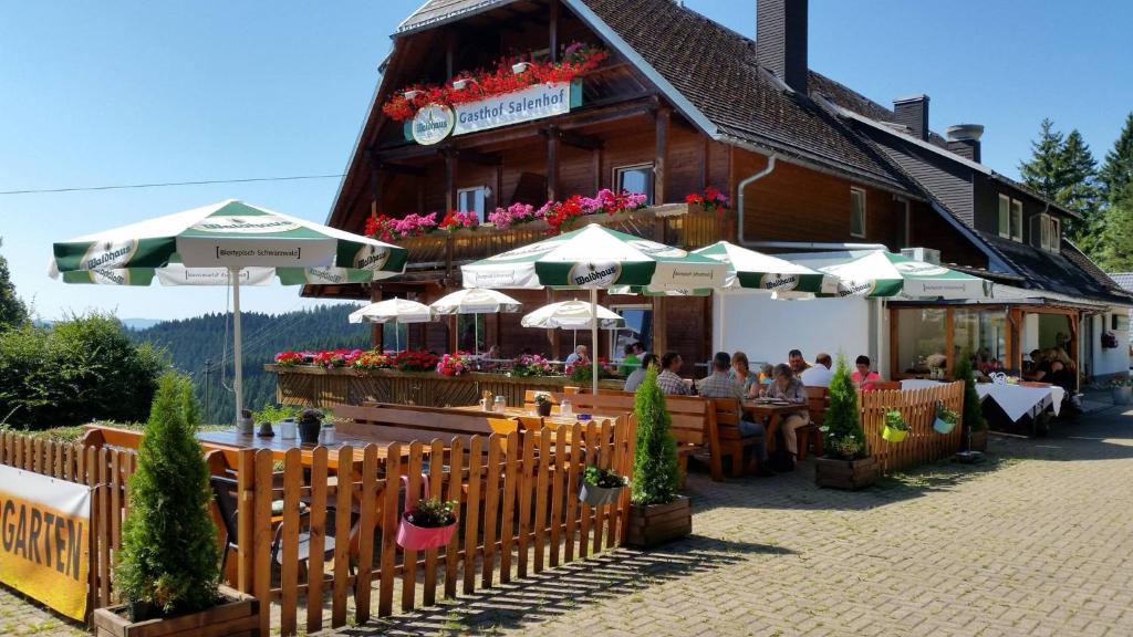 Schwarzenbach Hotel | Schwarzwaldgasthaus Salenhof