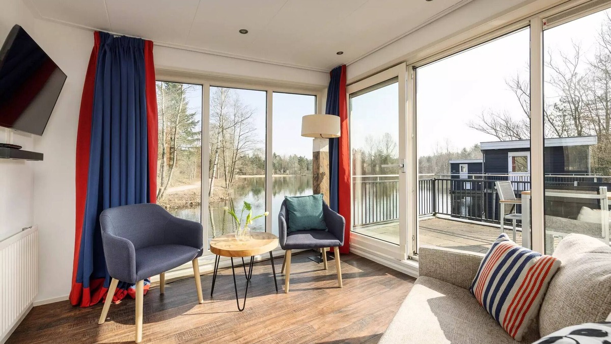 Bispingen House | Schwimmendes Haus für 4 Personen