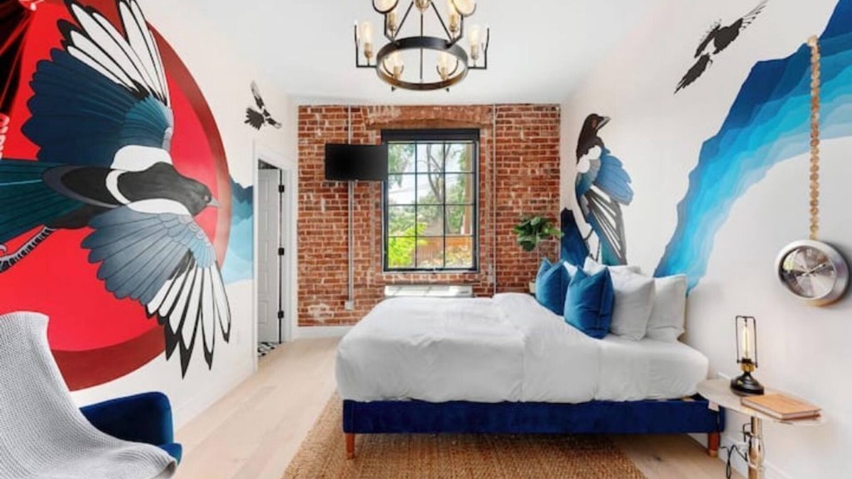 Golden Triangle Apartment | Scott Santee Art Suite 105