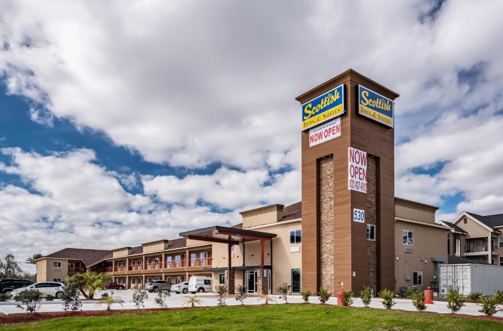 Katy Hotel | Scottish inn Katy