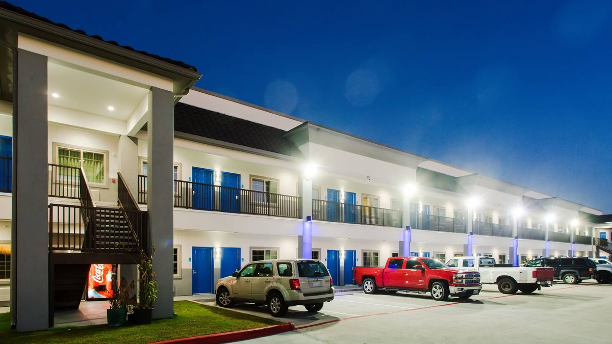 Atascocita Hotel | Scottish Inns & Suites Atascocita