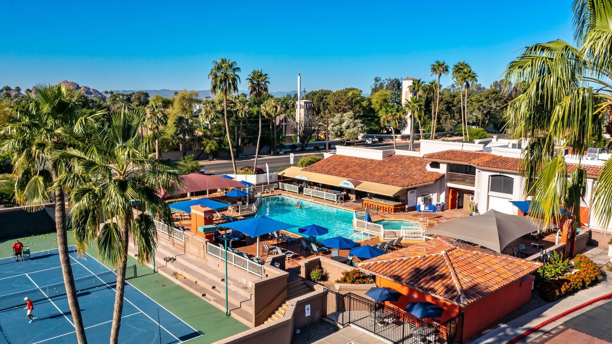 Arcadia Resort | Scottsdale Camelback Resort