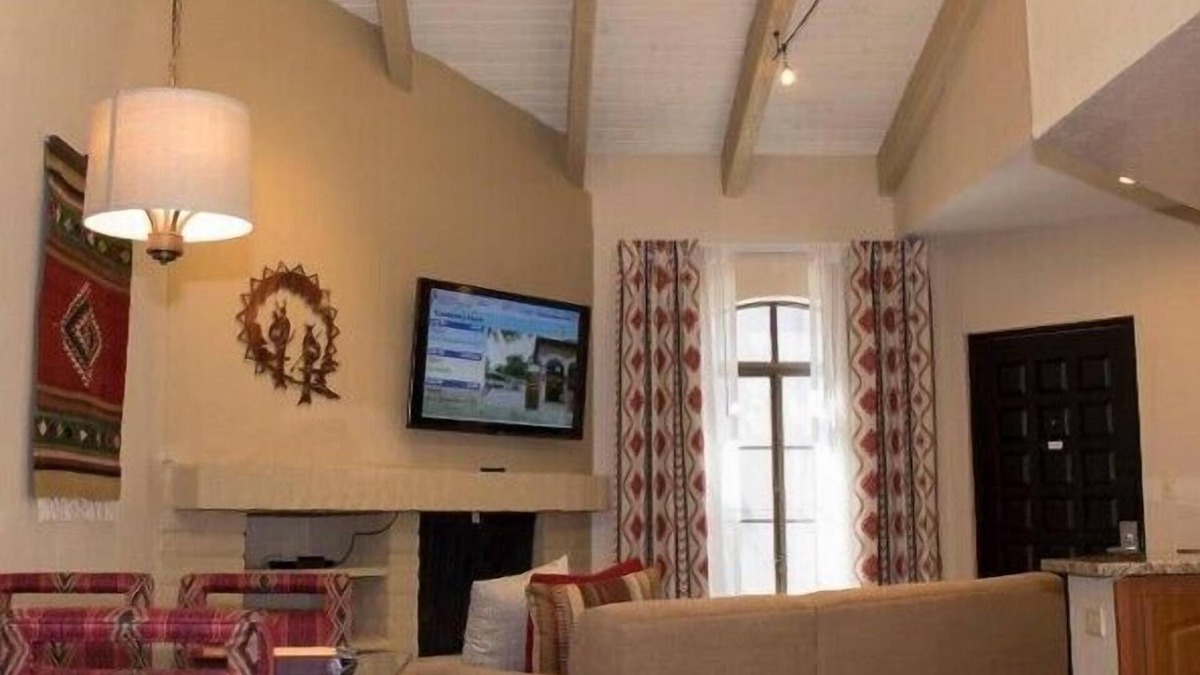 Arcadia Apartment | Scottsdale Camelback Resort Stylish Studio with Jacuzzi