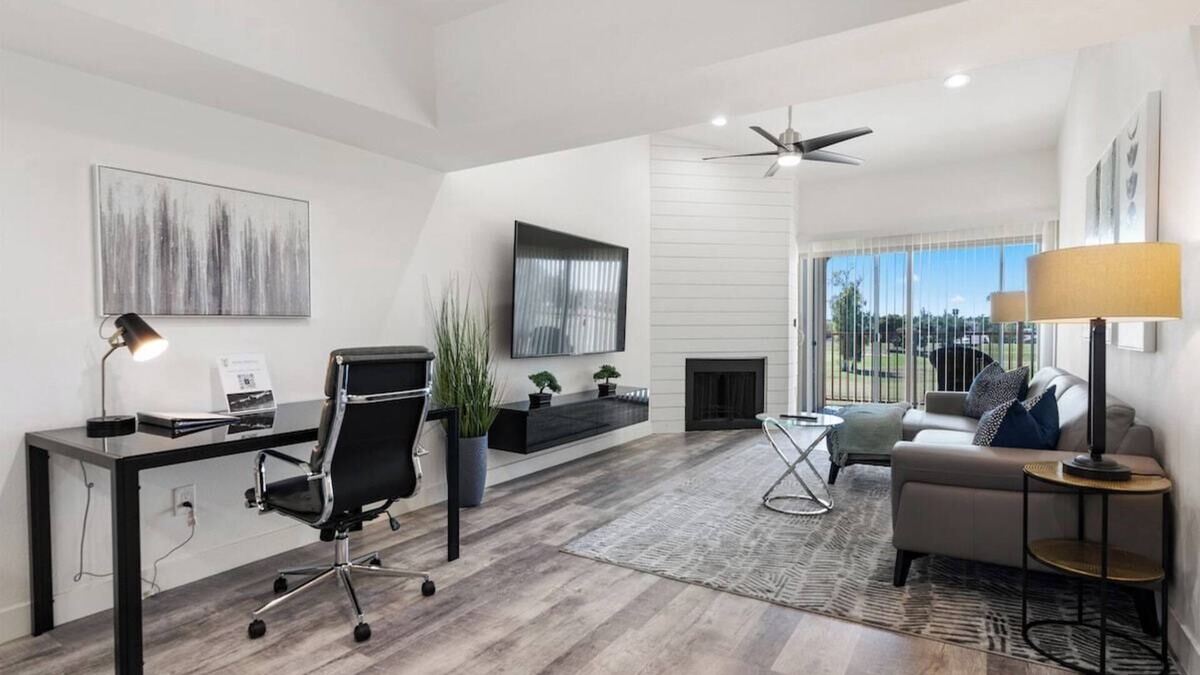South Scottsdale Condo | Scottsdale Golf View – Fairway Views in Old Town!