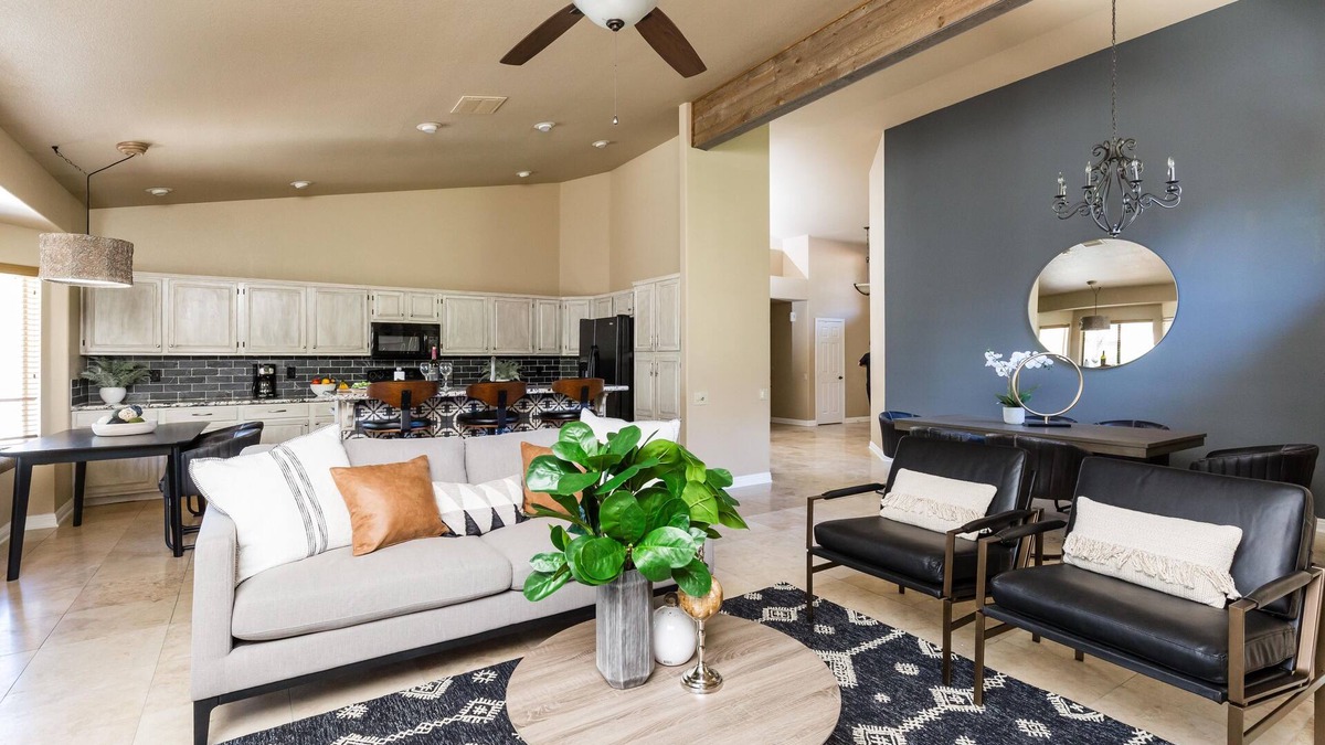 Paradise Park Vista Cottage | Scottsdale Oasis- Pool - Game Room - Putting Green