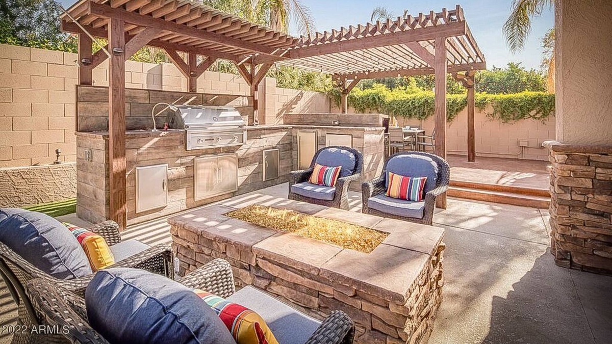 La Paz At Desert Springs House | Scottsdale Retreat! Pool, hot tub, pool table, basketball, sleeps 12!