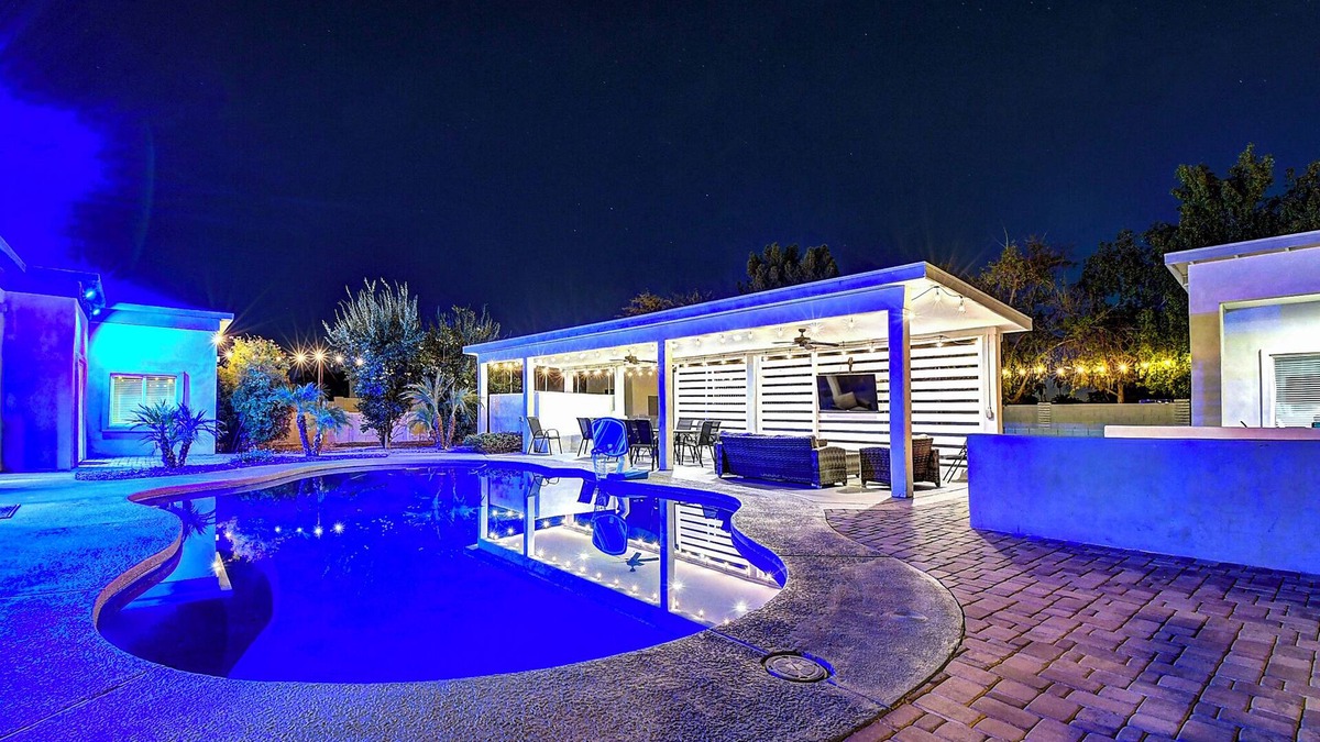 Shea North Estates House | Scottsdalestays: 9BR/6BA Luxury Estate with Pool, Hot Tub & Resort Amenities