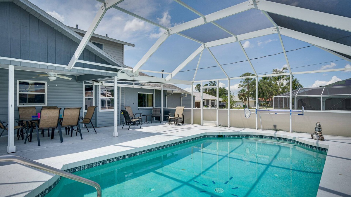 Port Charlotte - Charlotte Harbor House | Screened-In Lanai + Yard: Port Charlotte Retreat