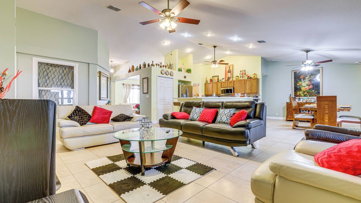 Port Saint Lucie House | Screened Patio & Hot Tub: Port St Lucie Home!