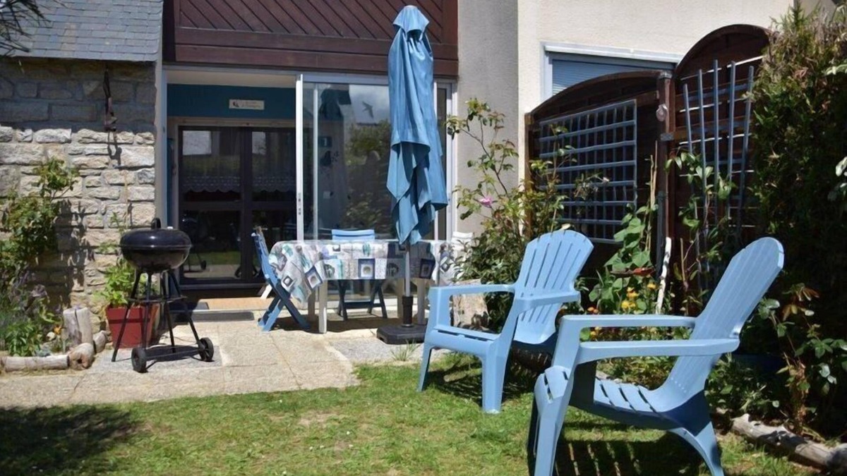 Damgan Apartment | Sea and shops on foot, T2 ground floor for 4 people.