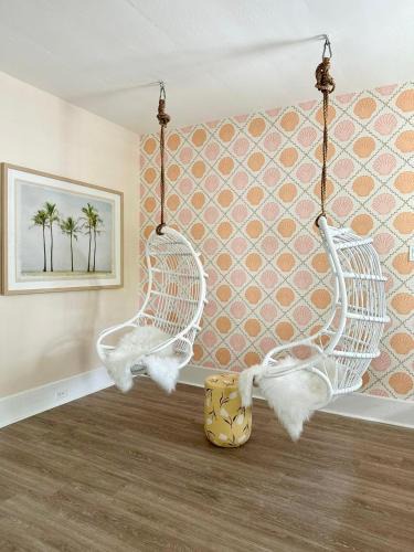 Asbury Park Apartment | Sea Breeze Charm Hot Tub and Near Beach