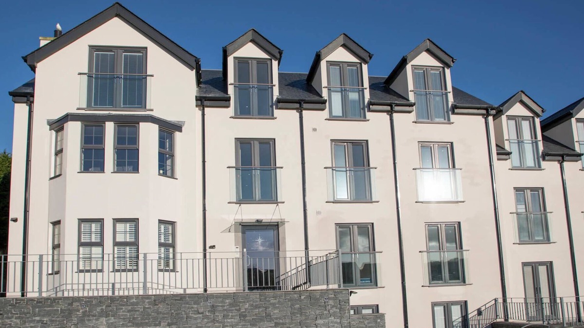 Benllech Cottage | SEA BREEZE, family friendly, luxury holiday cottage in Benllech