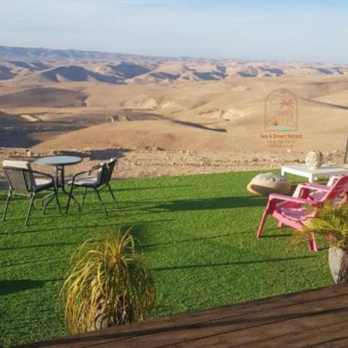 Arad House | Sea & Desert Retreat
