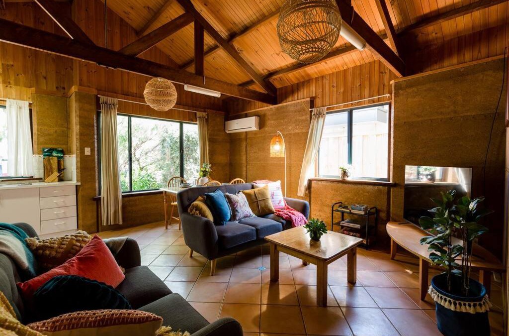 Prevelly Ski Chalet | Sea Escape Studio - Beach Hideaway in Prevelly