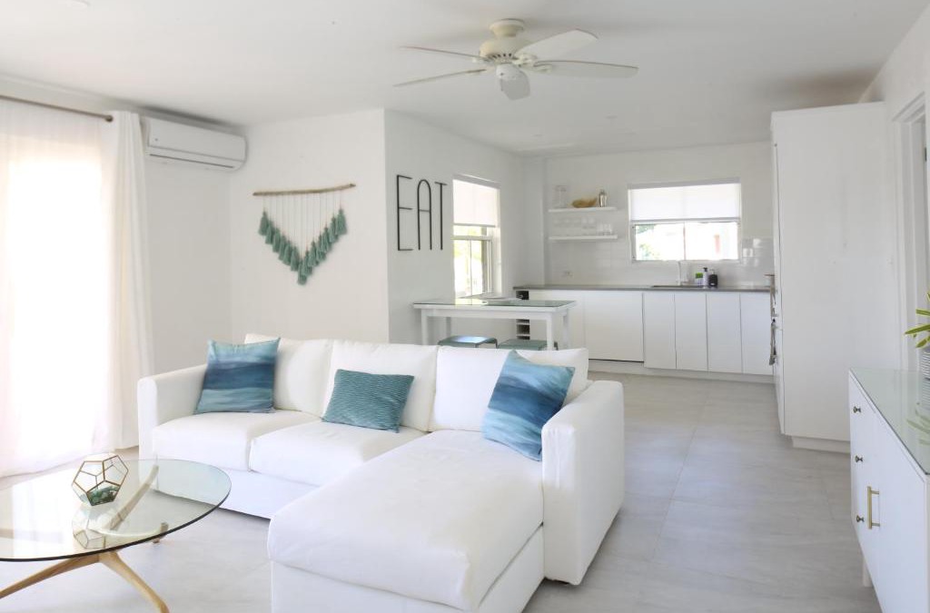 Weston Apartment | Sea Glass Villa - Spacious 3 Bed/2 Bath (Lantana 39)
