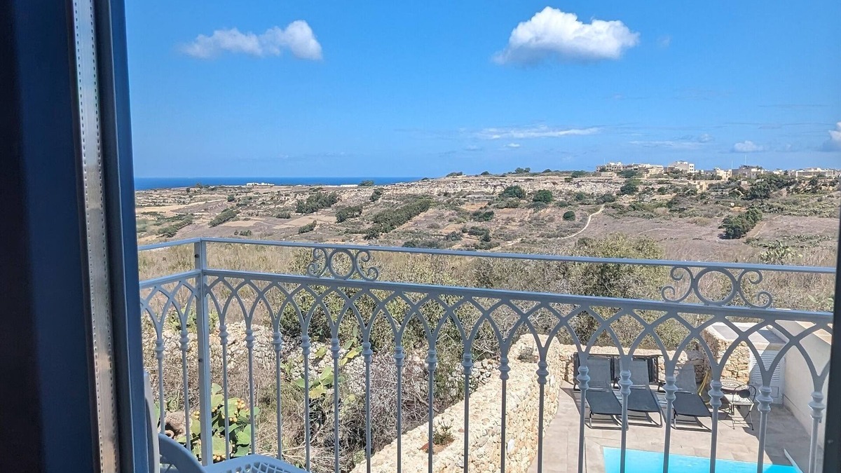 Nadur Bed & Breakfast | Sea Holly Gozo