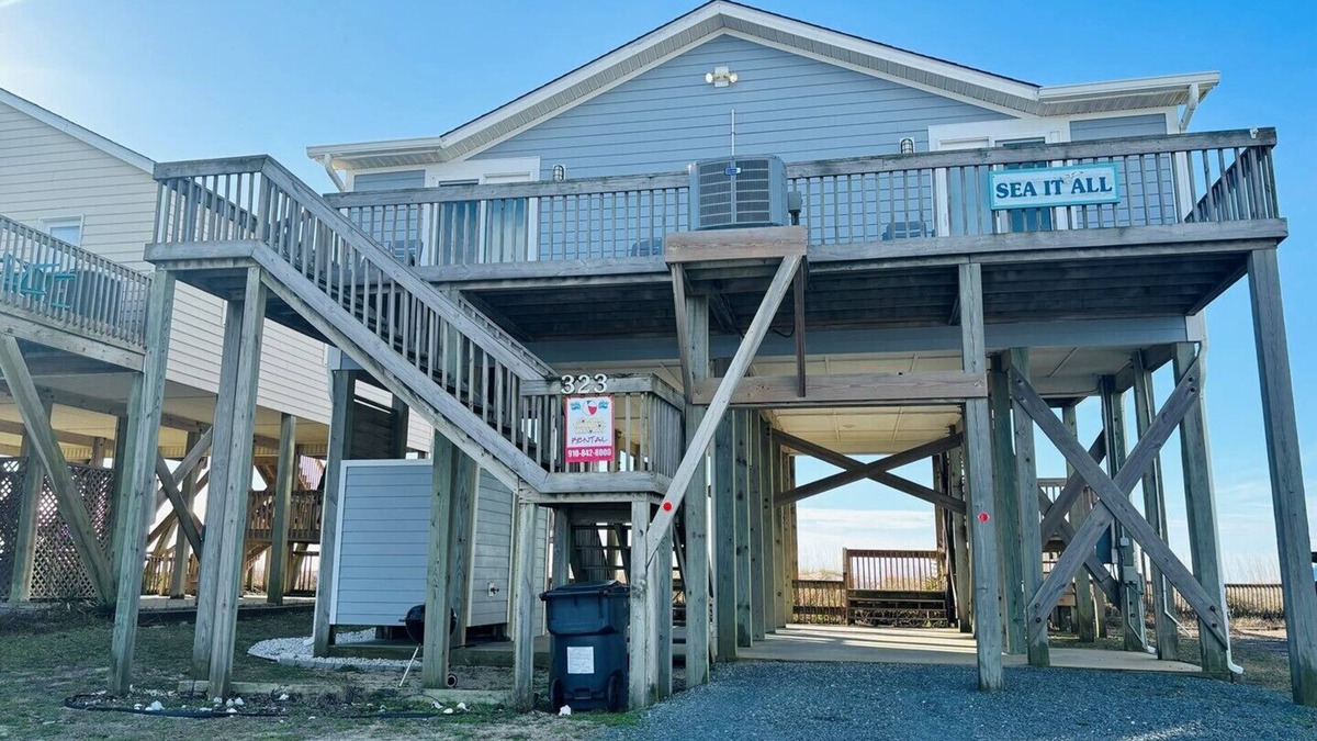 Holden Beach House | Sea It All - Beautiful Oceanfront Beach Cottage! Panoramic Views!