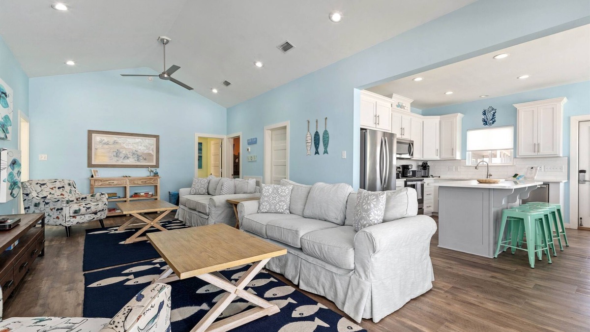 Dauphin Island Cottage | Sea Krewe~Beachfront~Sleeps 10~Updated
