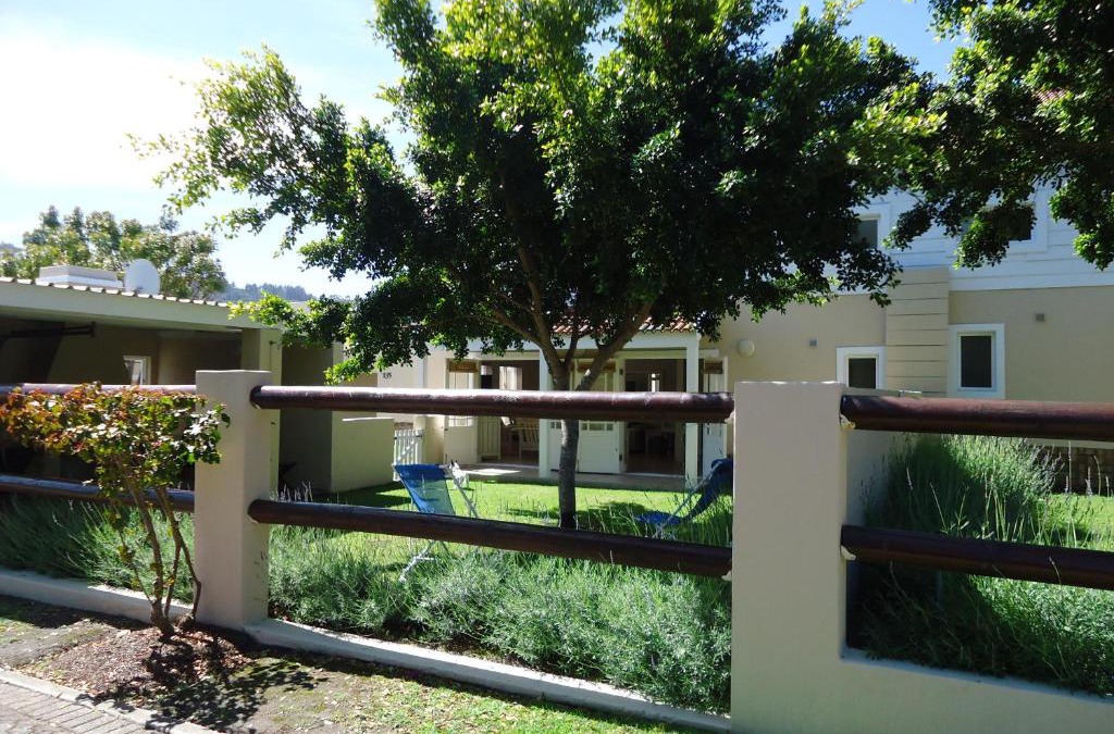 Keurboomstrand Apartment | Sea-Lets