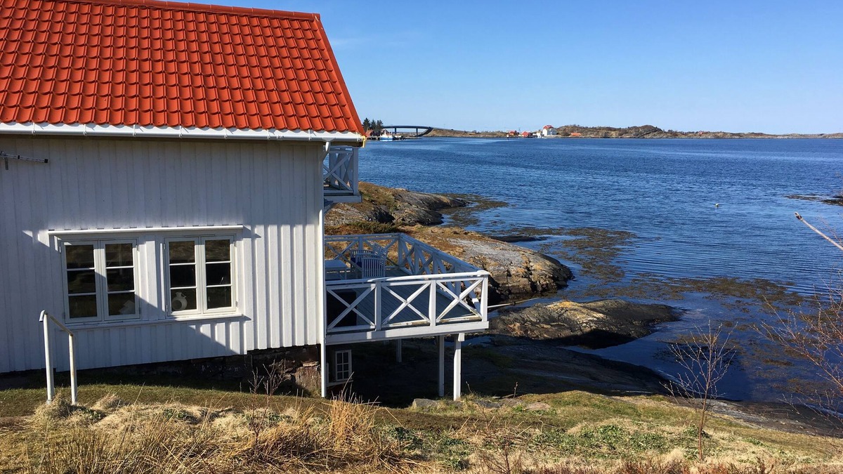 Vevang House | Sea-lined Atlantic Road