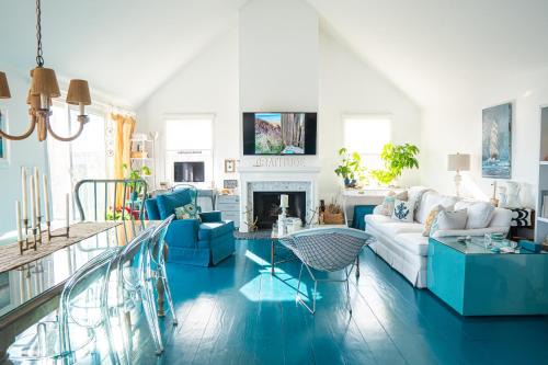 Tom Nevers House | Sea Lion
