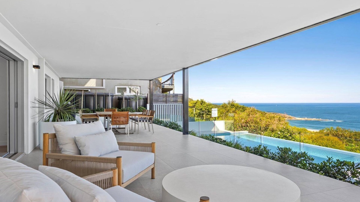 Killcare Heights House | 'Sea Mist Retreat - Studio' by Accom Holidays