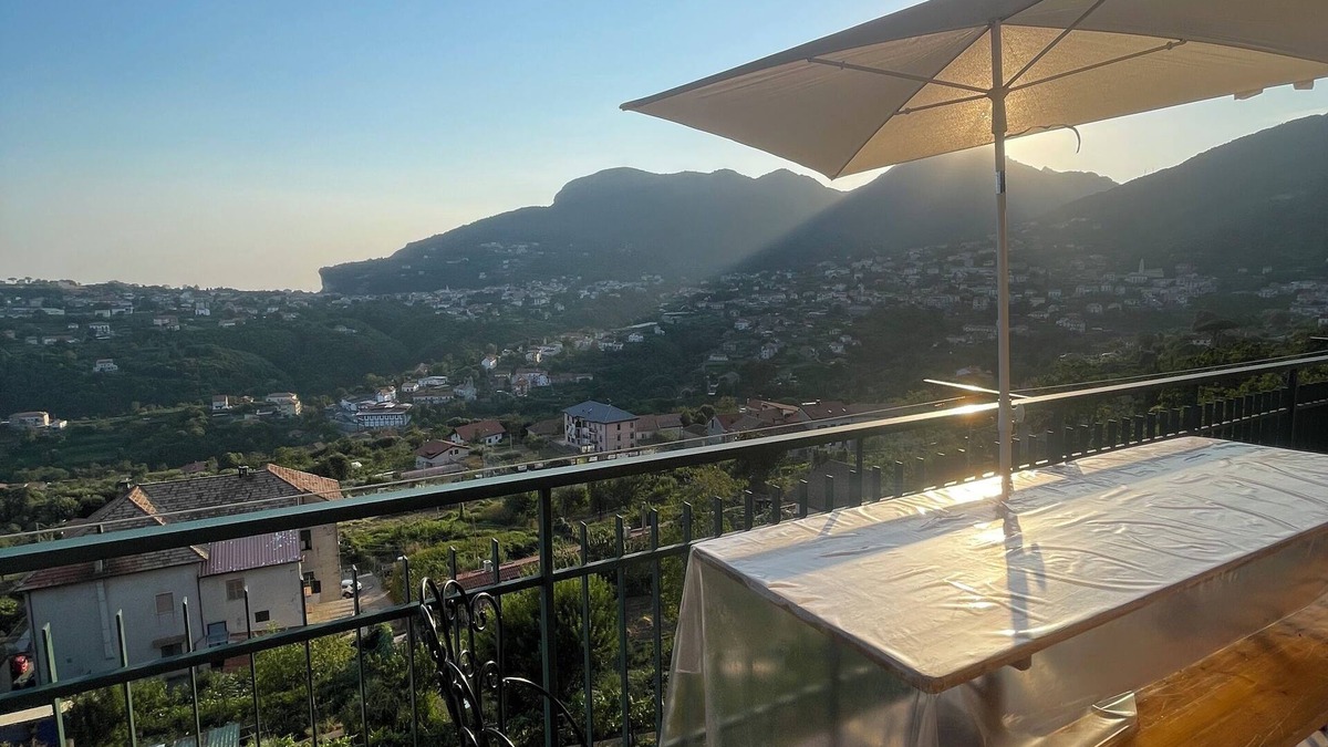 San Lazzaro Apartment | Sea&Mountains view