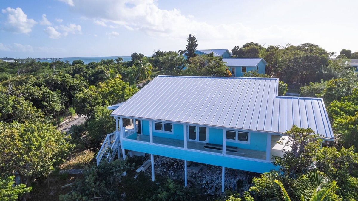 Green Turtle Cay House | Sea Orchid a 2-2 house, located on Green Turtle Cay Abaco Bahamas