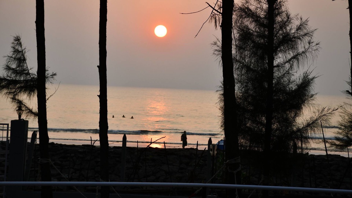 Murud-Harnai Hotel | Sea Princess Beach Resort