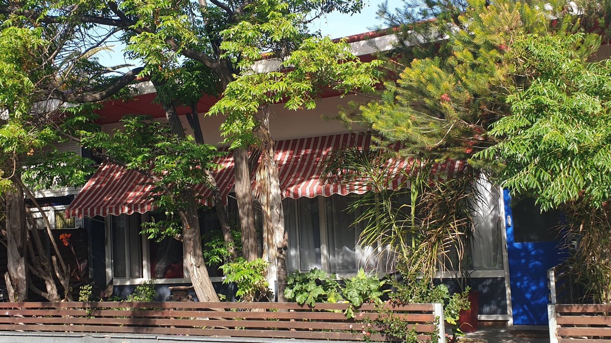 Semaphore House | "Sea Retro Getaway" An ideal space for workers and holiday makers alike!