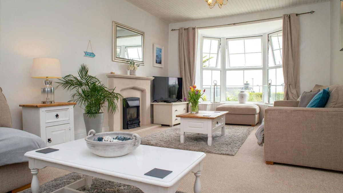 Penally Cottage | Sea Salt, Tenby - Four Bedroom Cottage, Sleeps 8