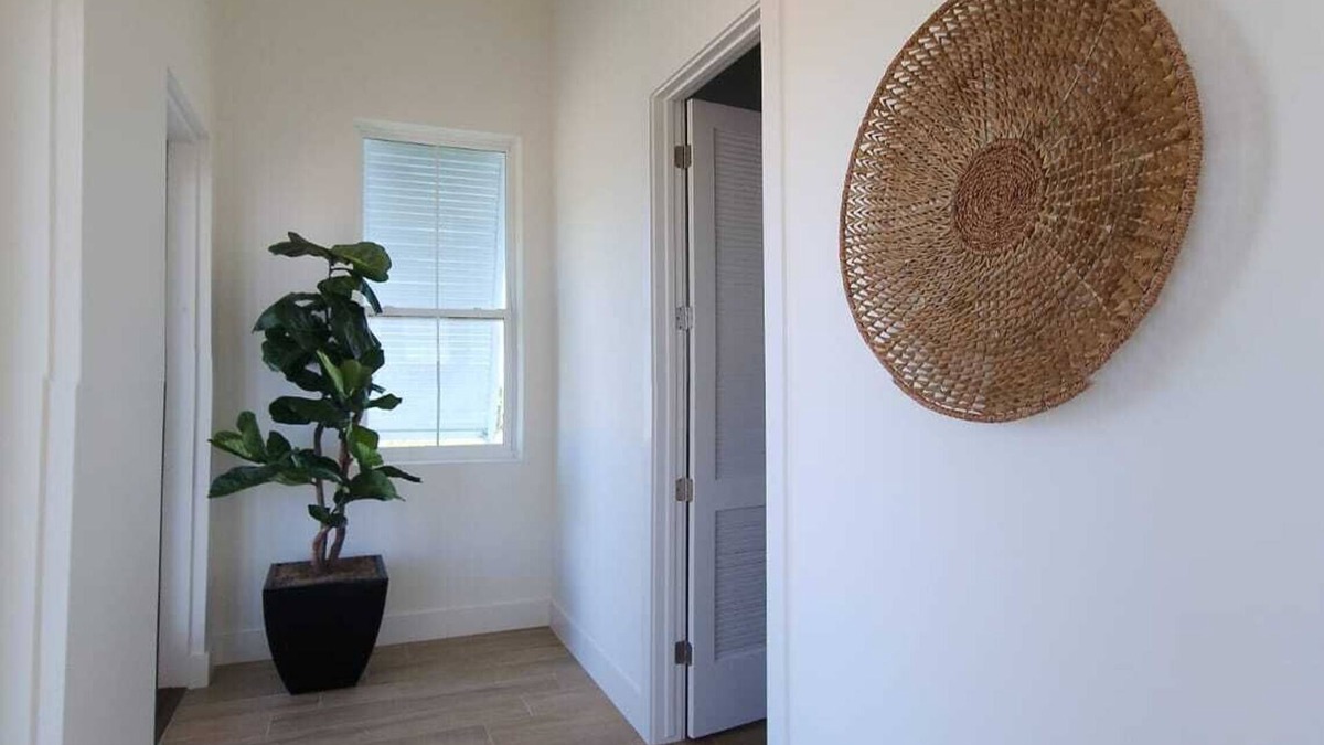 The Shores House | Sea Señor new home @ The Shores!