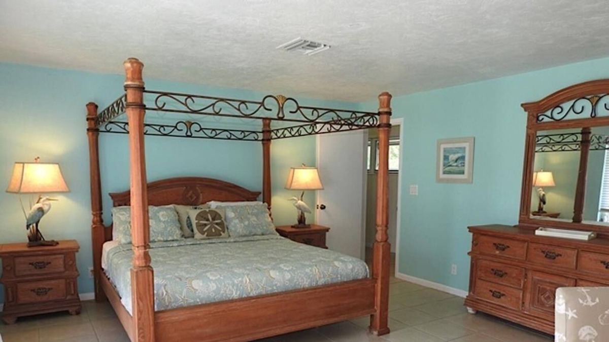 Windsor Park House | "Sea Shell Room" - at Sea Gate House