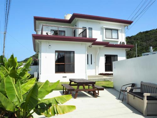 Tsuha House | Sea side house Ogimi