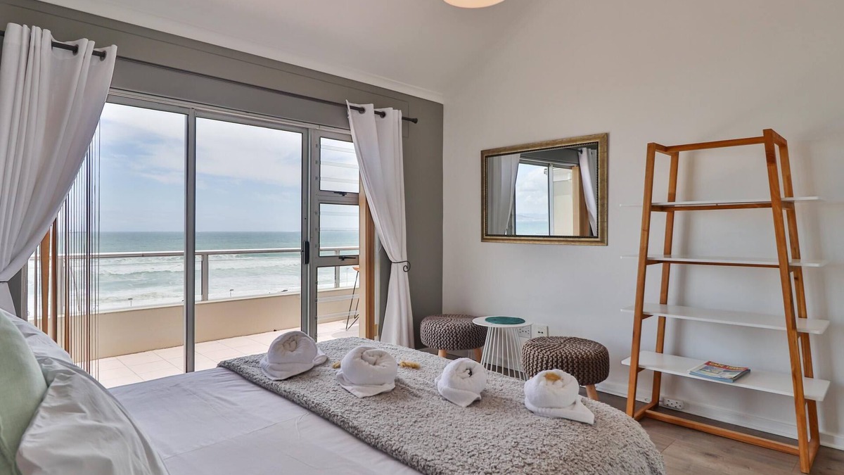 Cape Town Apartment | Sea Spray B403 by CTHA