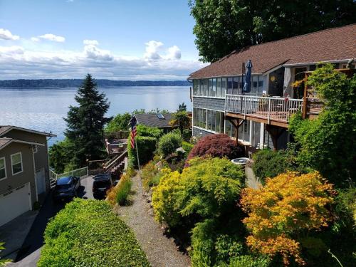 Seahurst House | Sea to Sky