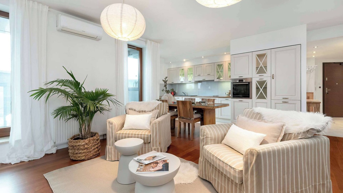 Srodmiescie Apartment | Sea Tower 11 | Gdynia | Luxury Apartment | Parking & Balcony