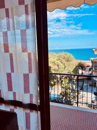 San Lorenzo al Mare Apartment | Sea View Apartment with Terrace & Free Parking