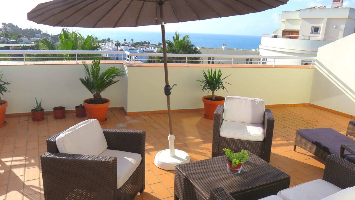 Tavira Apartment | Sea view apartment near Porto de Mós beach - Lagos