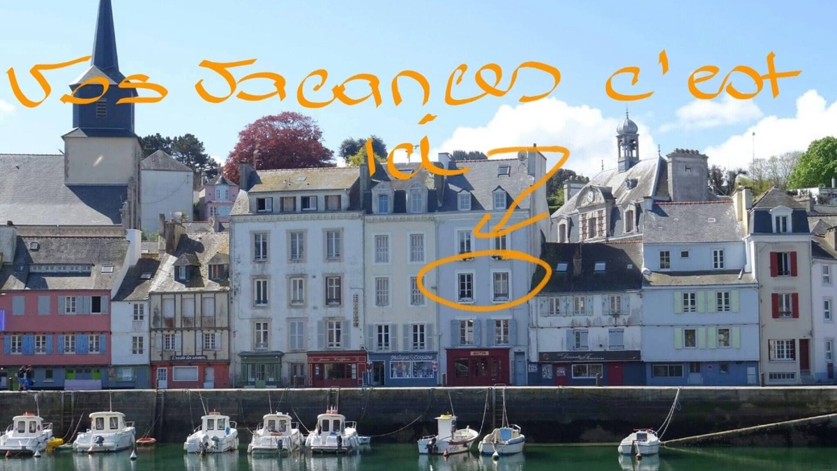 Le Palais Apartment | SEA VIEW AT BEAUTIFUL ISLAND IN THE SEA