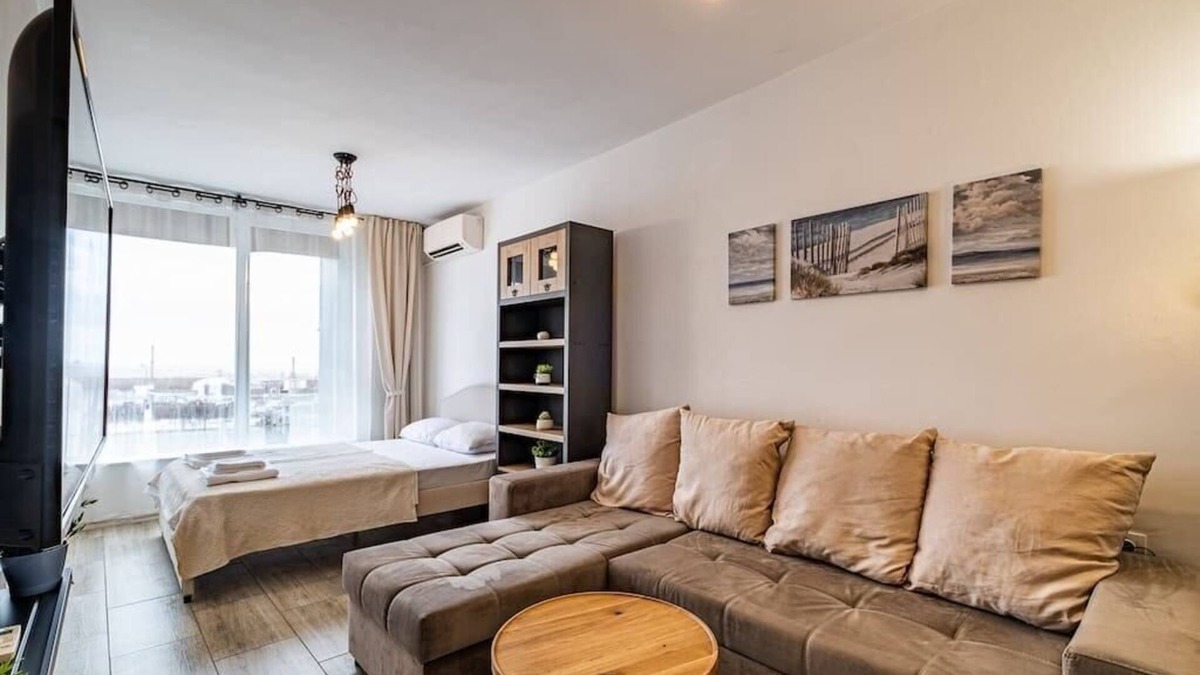 Odesos Apartment | Sea View Central Stylish Apartment