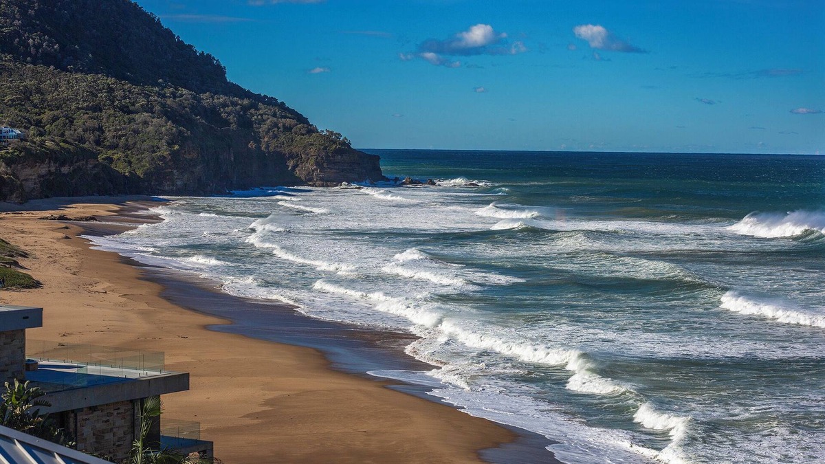 Stanwell Park House | Sea View Escape in Stanwell Parkn