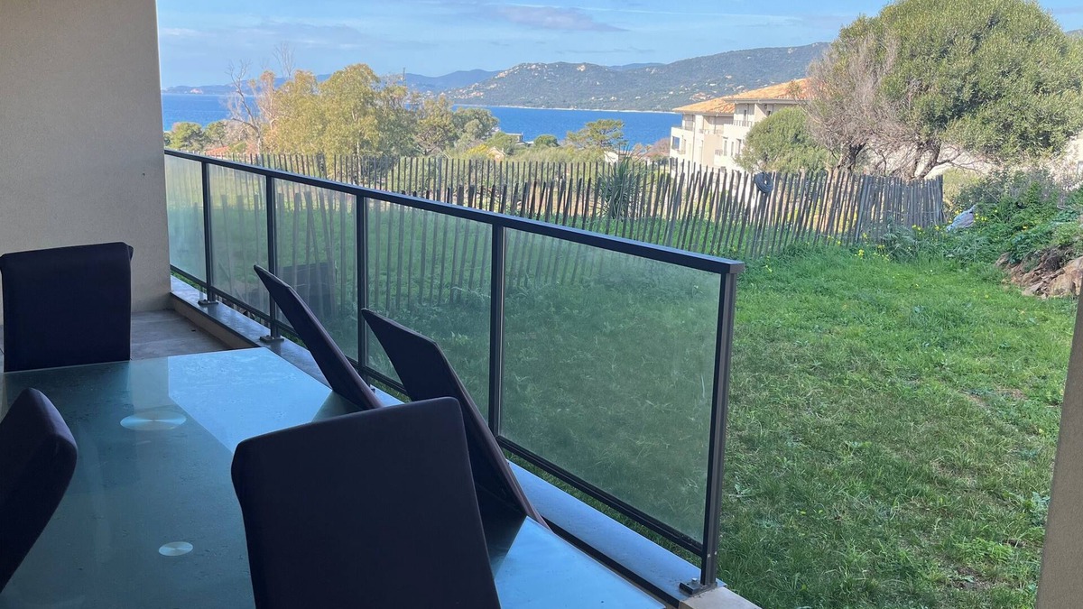 Propriano Apartment | Sea view, mojito and barbecue: the dolce vita at Propriano!