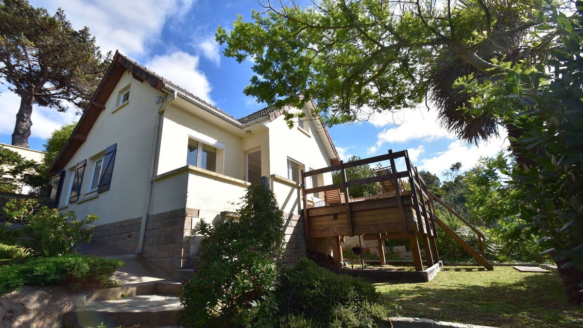 Fermanville House | Sea View Stay in Fermanville