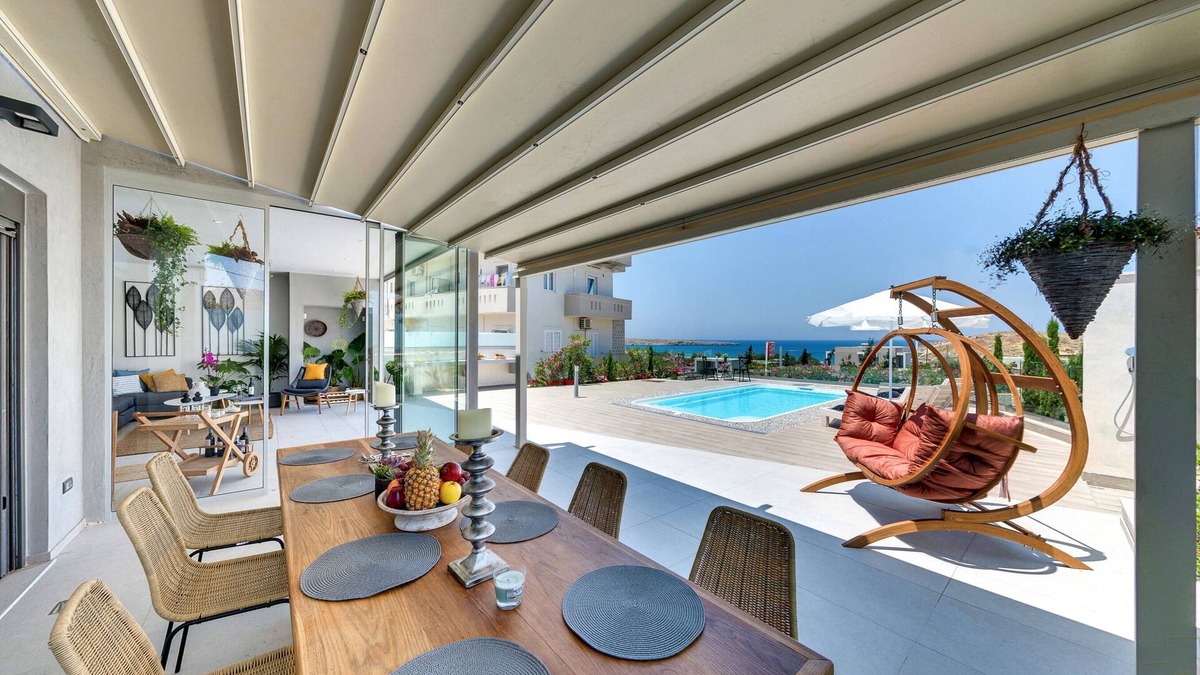 Karteros Villa | Sea view villa with pool close to the beach