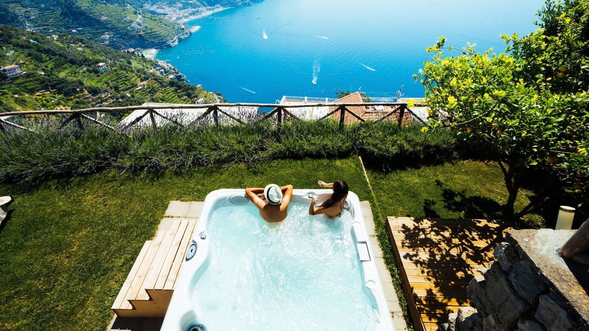 Ravello Villa | Sea View Villa in Ravello with lemon pergola, gardens & jacuzzi -ideal for elope