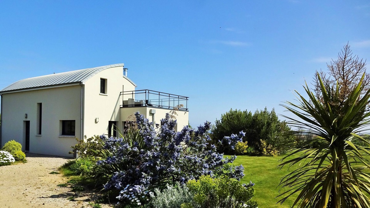 Vicq-sur-Mer Villa | SEA VIEW VILLA with large garden, quiet, free wifi