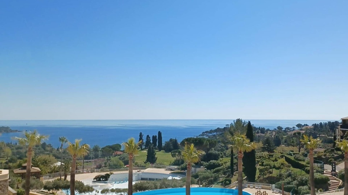Agay Apartment | Sea view Village Cap Estérel Agay- St Raphaël on the French Riviera